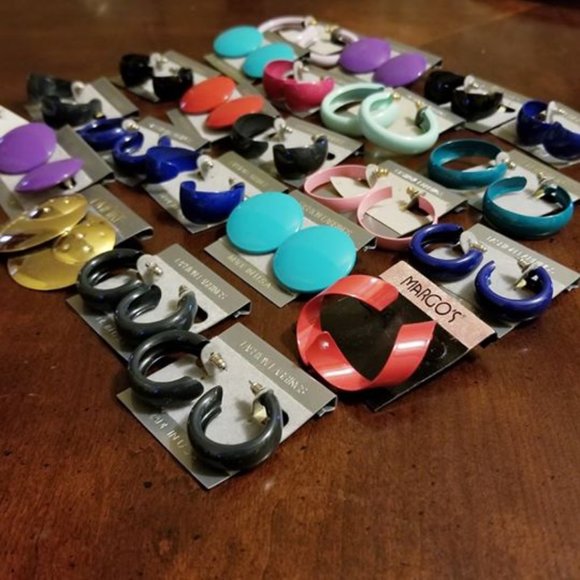 Collection of MJ Carroll 70s Style Earrings - Picture 2 of 8